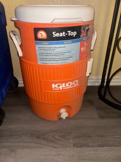 Igloo ice chest 5 GAL