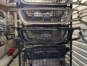 Ford F150 Expedition Black Grille