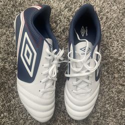 Umbro Soccer Cleats Football Boots FG / AG Men’s Size 11.5