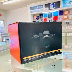 Sony Alpha 7 IV