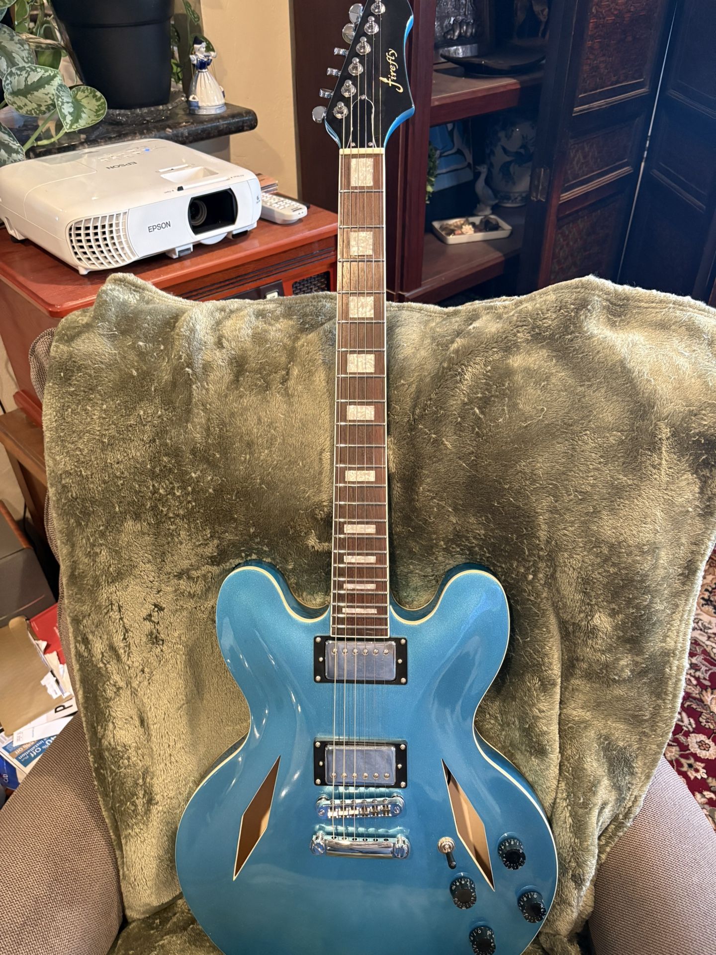 Guitar Firefly FF338 Semi Hollow Electric Dave Grohl