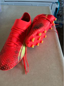 Puma cleats size 10.5 men