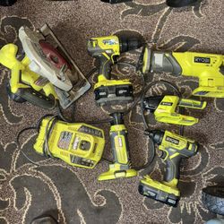 Ryobi Tool Set