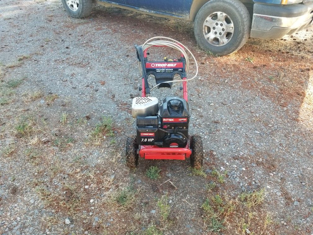 Troy-Bilt 7 HP 3000 PSI Pressure Washer