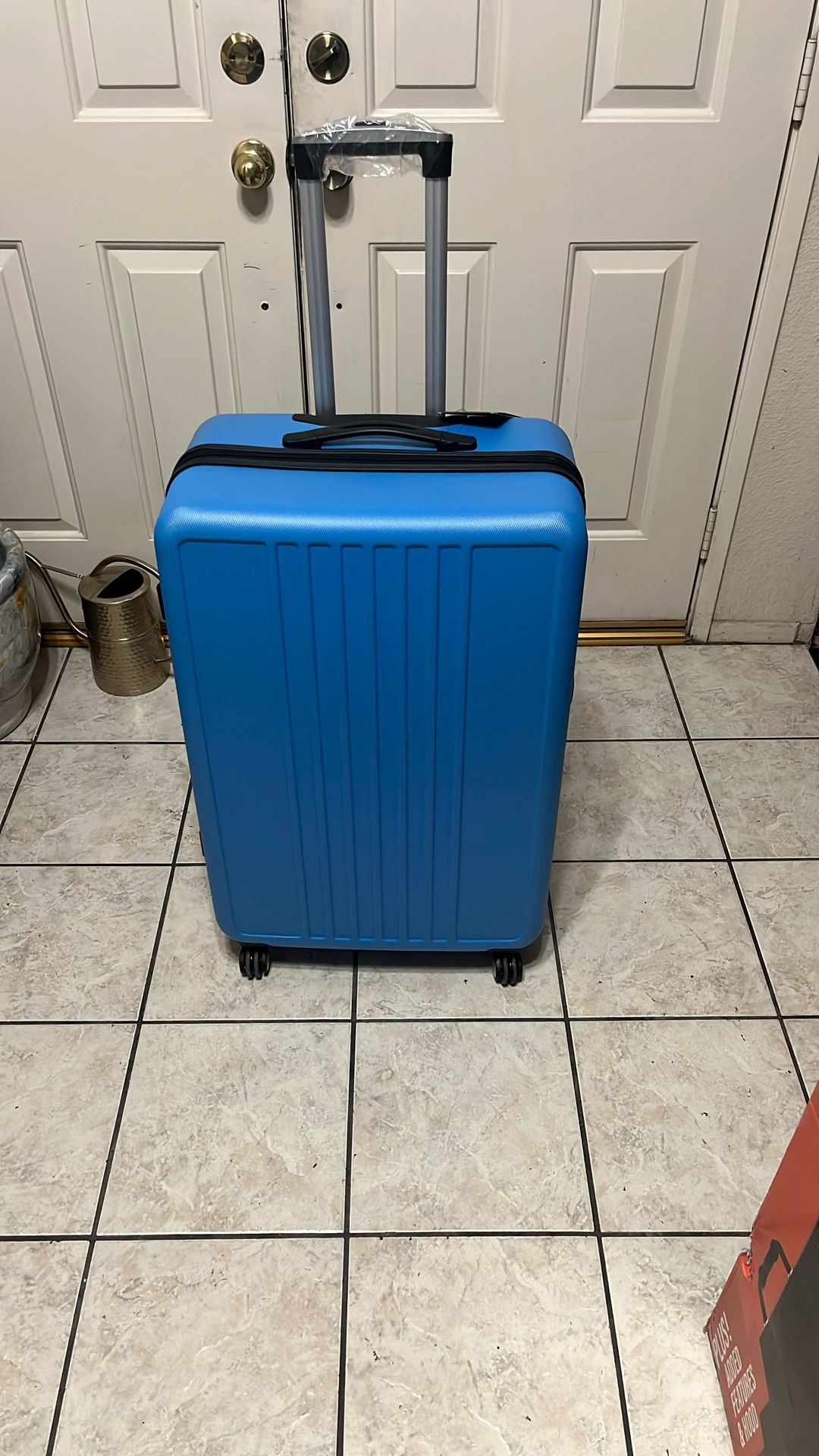 30 Inches Check In Elite Luggage