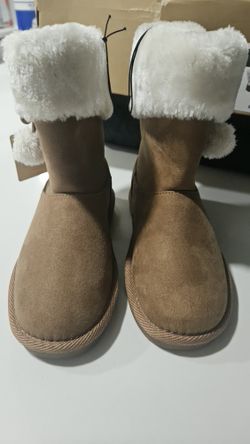 Girls Boots