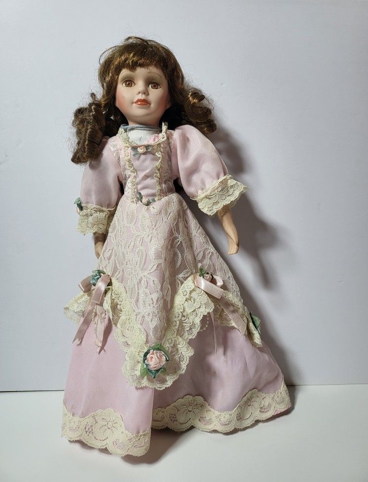 CATHAY COLLECTION PORCELAIN VICTORIAN DOLL