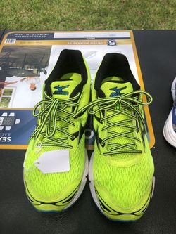 WAVE INPIRE 19 Size (11) Yellow Green Color