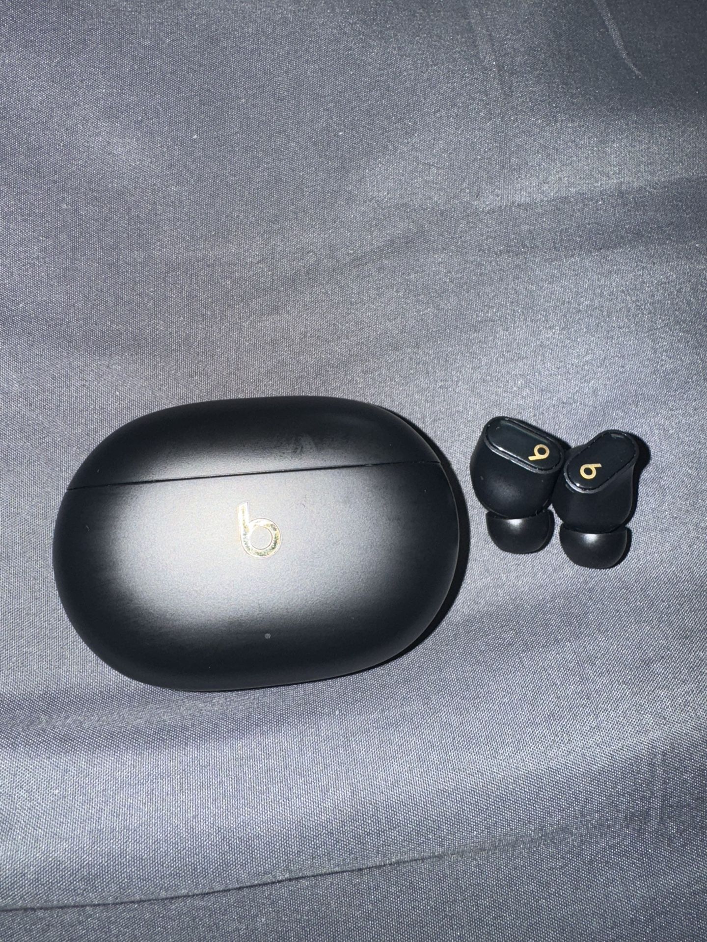 Beats Earbuds Studio Plus 