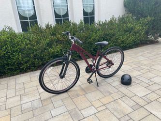 Brand New Shwinn Women’s Hybrid Medium Bike