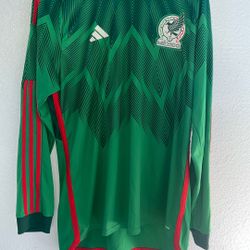 Mexico XL Long Sleeve Soccer Jersey