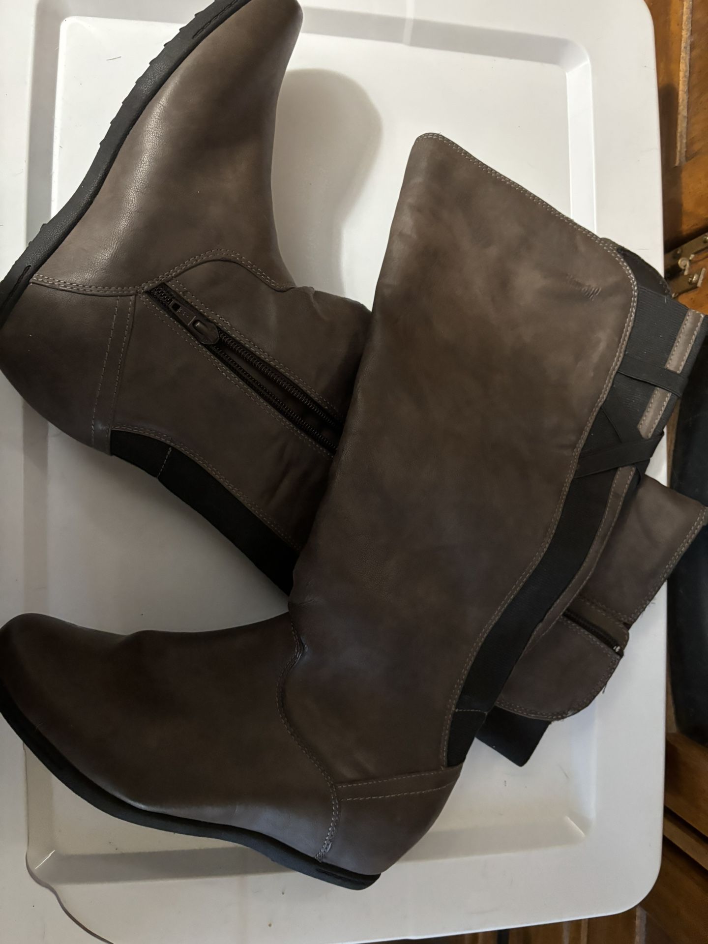 Cougar waterproof boots