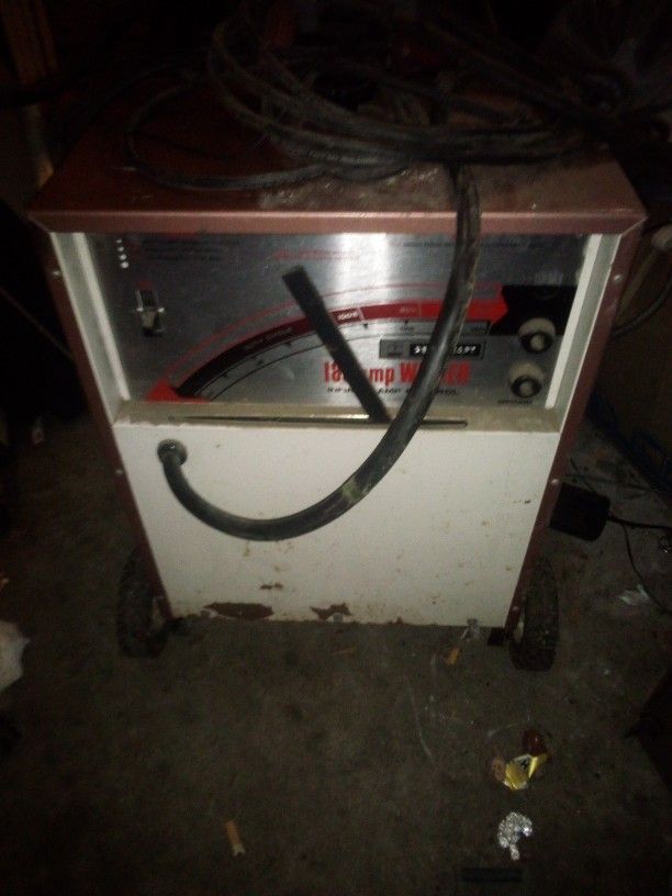 Used Arc Welder For Sale With Plug-in