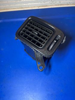 1991 -93 Toyota MR2 DASH Board AC AIR DUCT Right VENT  Dashboard Passenger SW20