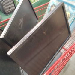 having a yard sale Saturday and sunday