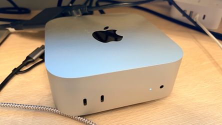 Mac mini M4 – 16GB / 2TB SSD  (Excellent/upgraded)