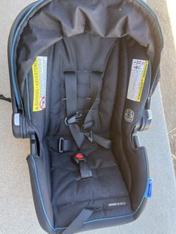 Baby Car seat  graco snugride 35 Lite LX 