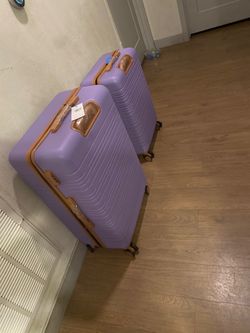 Purple Hard Shell Luggage Set of 2 size 28.24