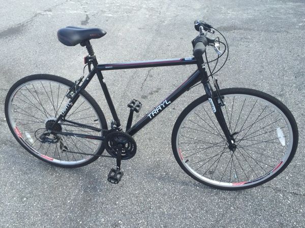 trayl 700c hybrid bike