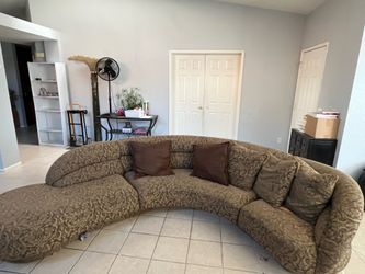 Couch sectional
