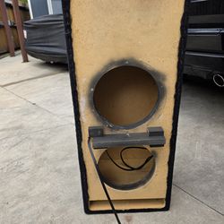 Custom Center Console for 2 10" Subwoofers ( Fits 07- 13 Silverado)