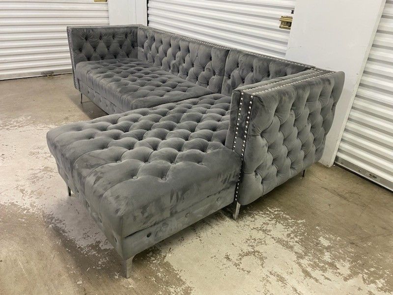 Sectional Couch 