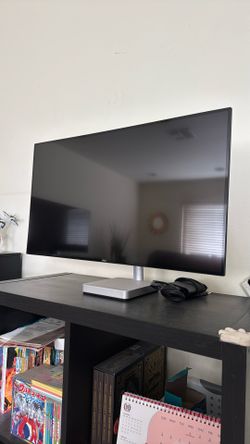 Dell UHD 27’ USB C Moniter