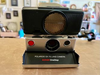 Polaroid SX-70 Sonar Onestep Land Camera