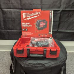 Milwaukee 3521-21 Cross  Laser Level