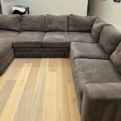 Large Sectional Couch from Living Spaces 