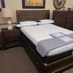 Solid Accacia Storage Bed With 4 Drawers 
