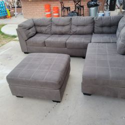 Sectionals And Washer And Dryer Set 