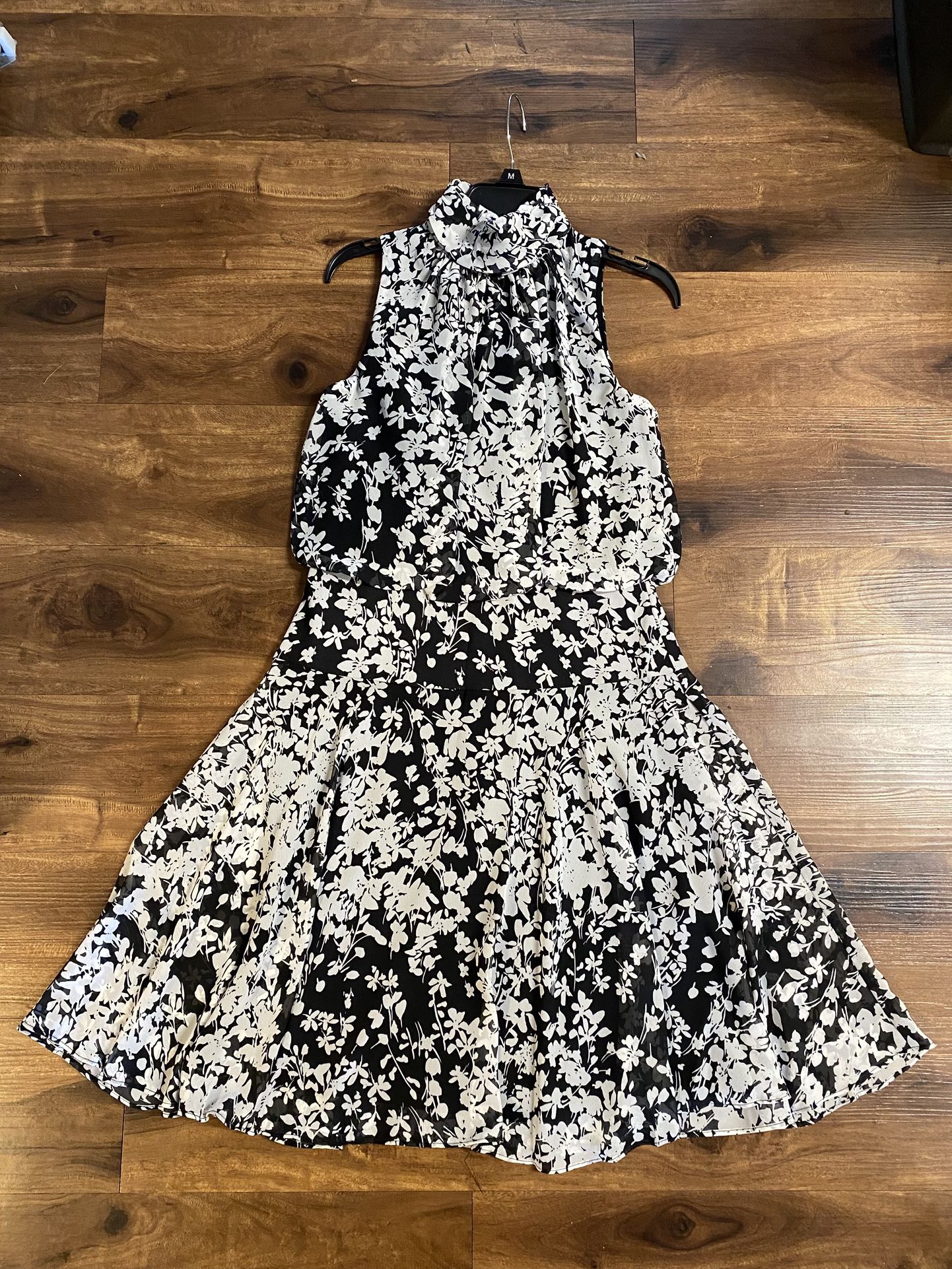 Brand new woman’s Just Taylor brand black and white colored floral mocked neck dress up for sale