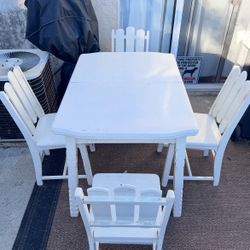 White Wood Table 