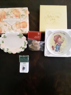 Avon Collectibles lot of 4 Vintage