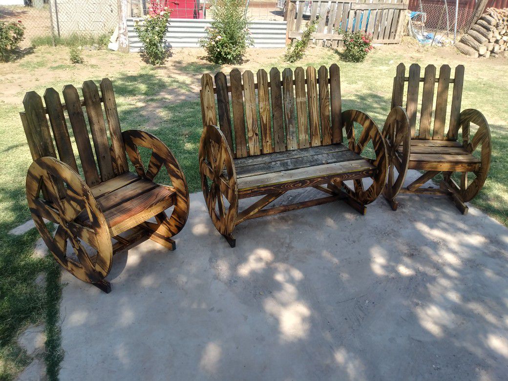 Benches Chairs 