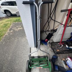 Scott’s 14” Push Reel Lawn Mower