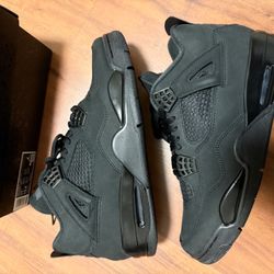 Air Jordan 4 Black Cat Size 12