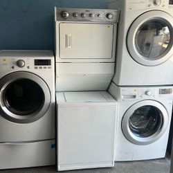 Maytag Full Size Stackable Washer And Electric Dryer 