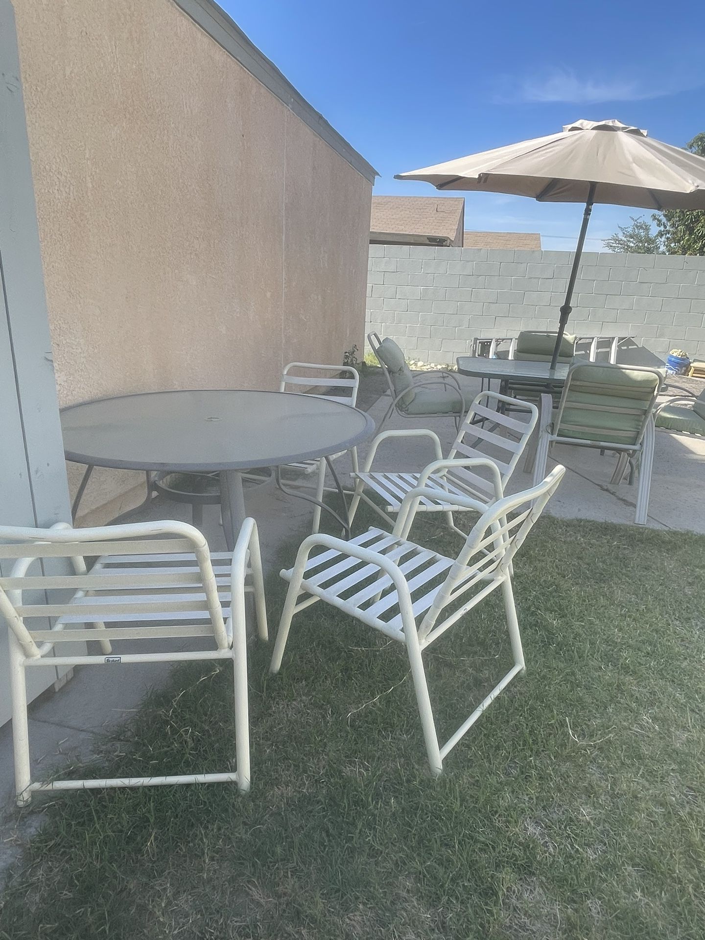 Lots Of Patio Sets 