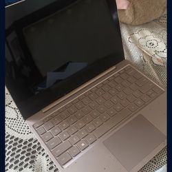 Microsoft Laptop Go 