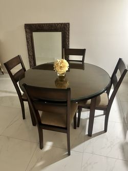 Elegant Dining Room Set