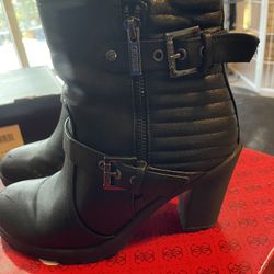 Women’s Guess Ankle Boots- Size 7- Black