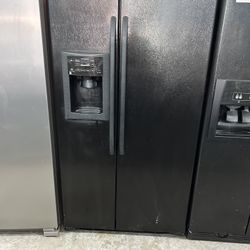 Black Side By Side Refrigerator 