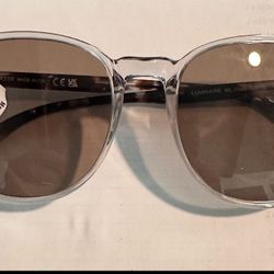 Moncler sunglasses. Like New With Case