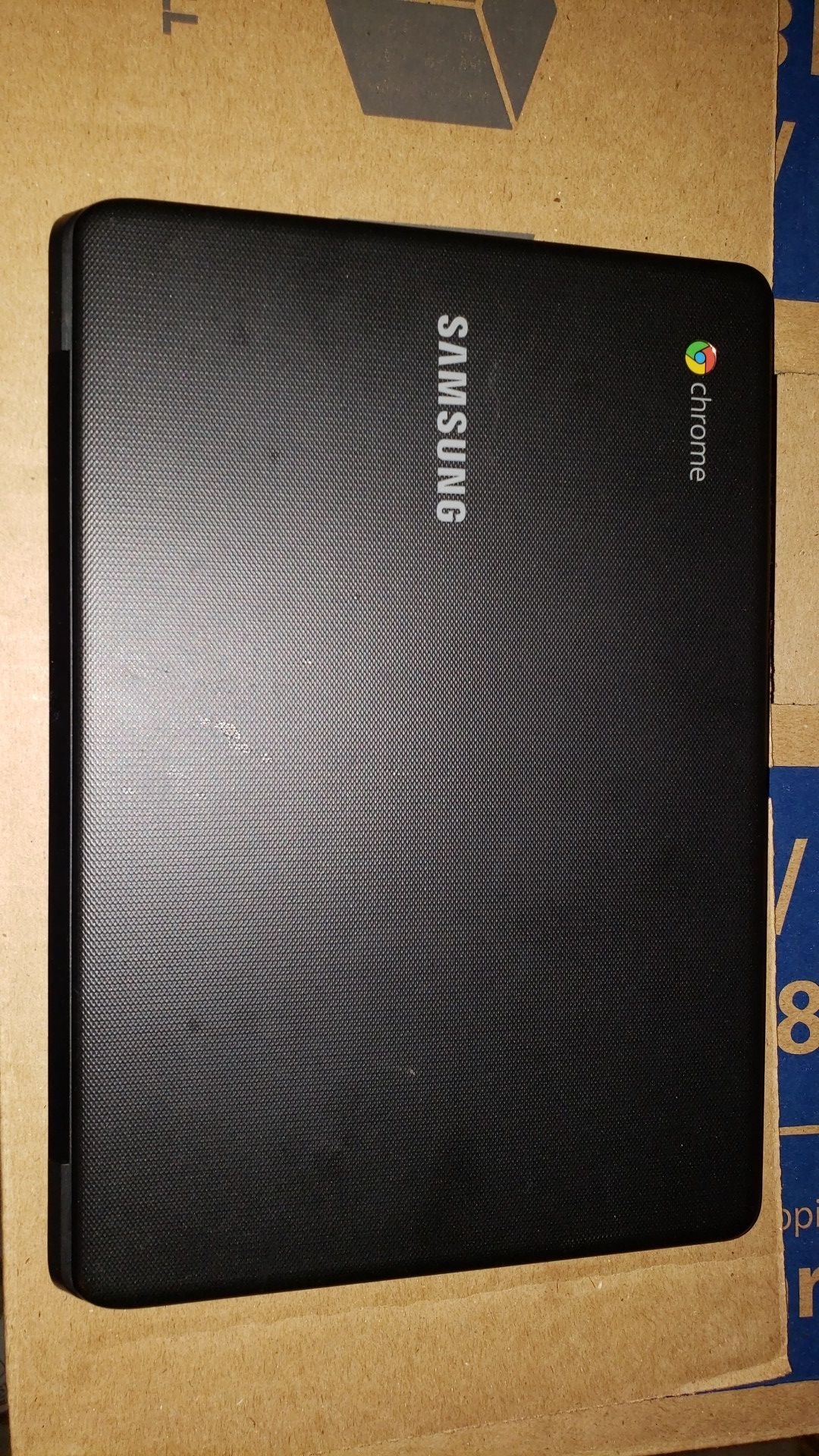 Samsung Notebook Chromebook OS WITH charger