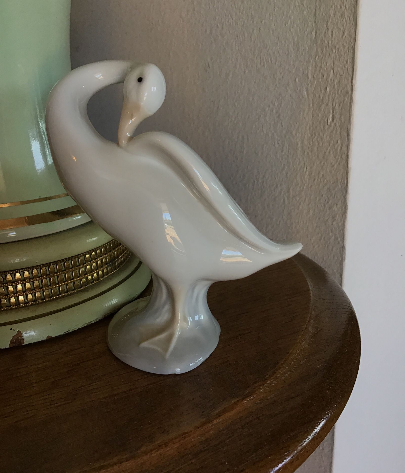Lladro long neck Goose/Swan, Hand Made in Spain. Excellent used condition. No Cracks or Chips.