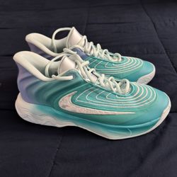 Nike Giannis Immortality 4 