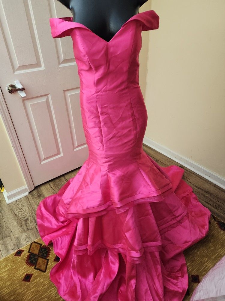 Party Dress. Size. 2.