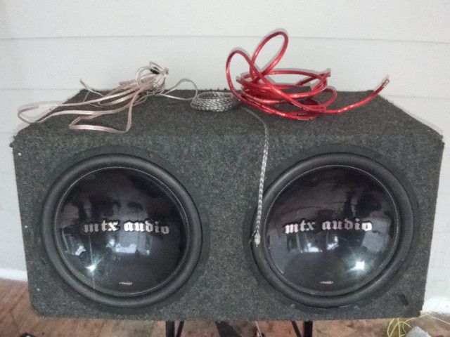 Used 215 Speaker With Wires And Connects